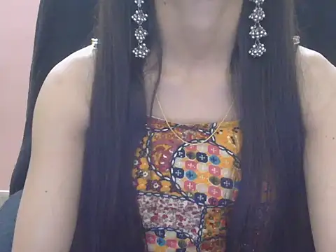 Snapshot of Lovely_Ananta chatting on 05-31-26, 04:46 Lovely Ananta online show from 05-31-26, 04:46