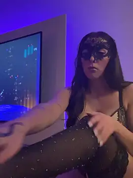 LunaValentina1 online show from 03-25-26, 12:00