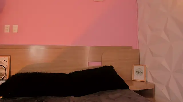 Snapshot of KittyVelve chatting on 07-01-26, 04:24 KittyVelve online show from 07-01-26, 04:24
