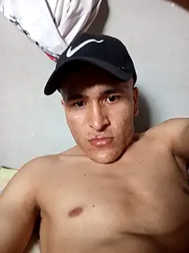 Snapshot of lapija2001 chatting on 04-18-26, 05:59 lapija2001 online show from 04-18-26, 05:59