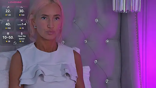 MonicaRice online show from 04-07-26, 07:32