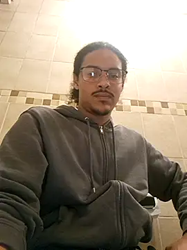 Snapshot of DrEazyDick chatting on 06-29-26, 04:39 DrEazyDick online show from 06-29-26, 04:39