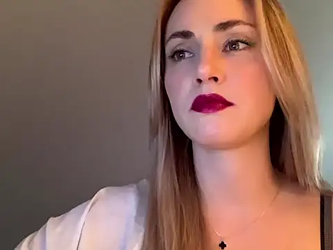 ScarlettSensitive online show from 04-09-26, 03:29