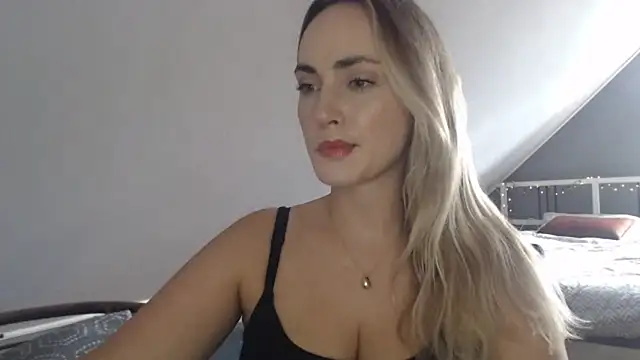 ScarlettSensitive online show from 07-22-26, 02:19