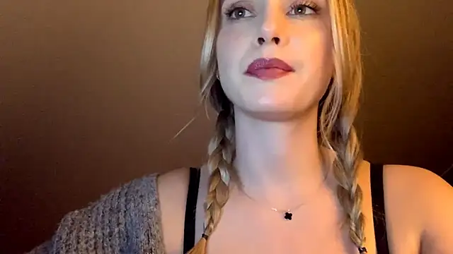 ScarlettSensitive online show from 04-16-26, 09:39