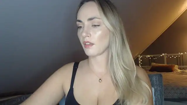 ScarlettSensitive online show from 07-21-26, 08:21