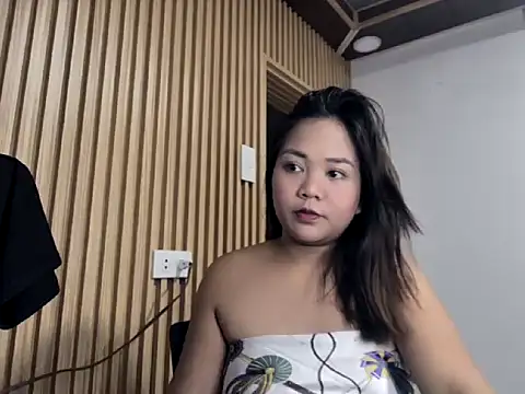  georgiax  online show from 03-25-26, 05:45