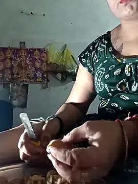 Delhi Patola online show from 06-27-26, 05:08
