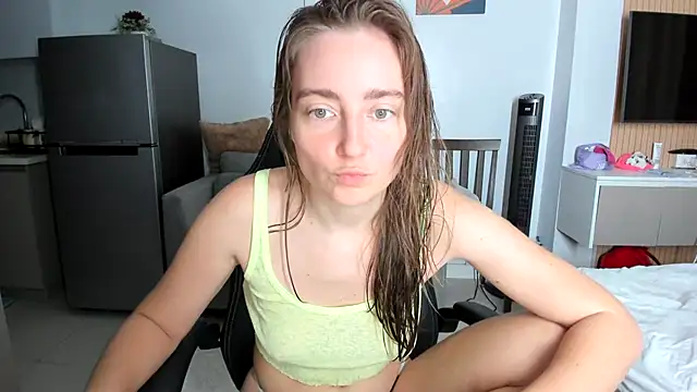 LiaSasha online show from 03-15-26, 09:49