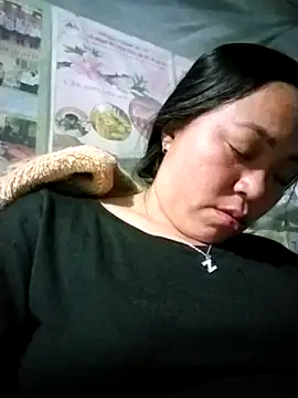 Min-in online show from 04-24-26, 02:19