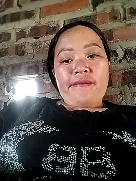 Min-in online show from 04-14-26, 05:45