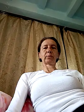 Snapshot of Tania9876 chatting on 05-30-26, 06:20 Tania9876 online show from 05-30-26, 06:20