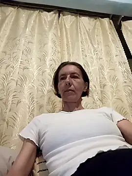 Snapshot of Tania9876 chatting on 06-06-26, 06:35 Tania9876 online show from 06-06-26, 06:35