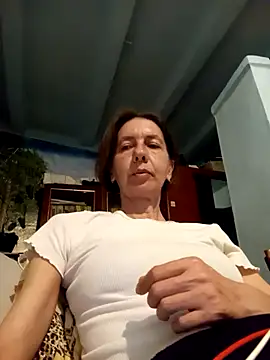 Snapshot of Tania9876 chatting on 05-05-26, 09:18 Tania9876 online show from 05-05-26, 09:18