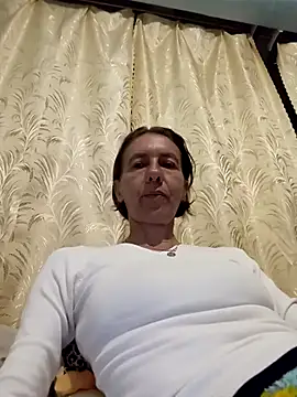 Snapshot of Tania9876 chatting on 06-07-26, 06:57 Tania9876 online show from 06-07-26, 06:57