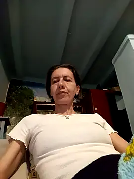 Snapshot of Tania9876 chatting on 04-28-26, 06:01 Tania9876 online show from 04-28-26, 06:01