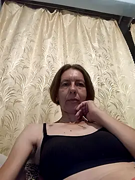 Snapshot of Tania9876 chatting on 07-01-26, 07:58 Tania9876 online show from 07-01-26, 07:58