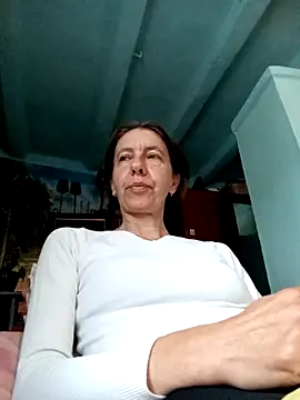 Snapshot of Tania9876 chatting on 05-09-26, 07:12 Tania9876 online show from 05-09-26, 07:12