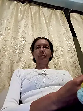 Snapshot of Tania9876 chatting on 06-15-26, 06:51 Tania9876 online show from 06-15-26, 06:51