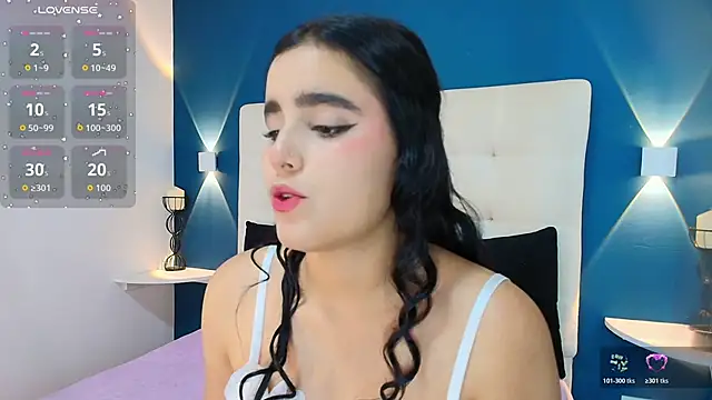 Snapshot of MiaaCarter_ chatting on 05-17-26, 12:27 MiaaCarter online show from 05-17-26, 12:27