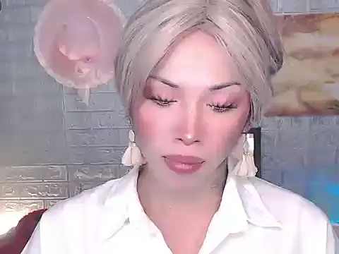 Ms amor powers ts online show from 04-21-26, 09:32