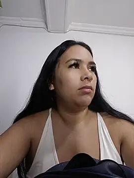 Snapshot of Karla__Morrison chatting on 05-22-26, 02:20 Karla Morrison online show from 05-22-26, 02:20