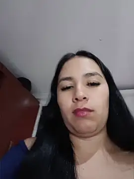 Snapshot of Karla__Morrison chatting on 05-16-26, 01:37 Karla Morrison online show from 05-16-26, 01:37