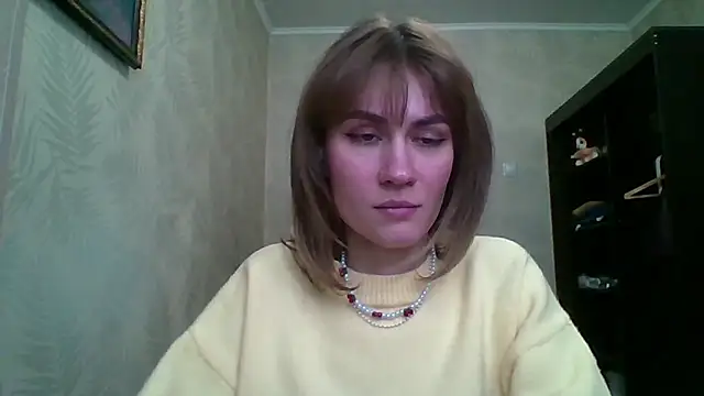 ElenoreHolguin online show from 04-23-26, 12:29