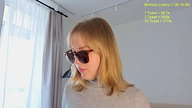 Snapshot of LittleForestELF2 chatting on 06-09-26, 10:38 LittleForestELF2 online show from 06-09-26, 10:38