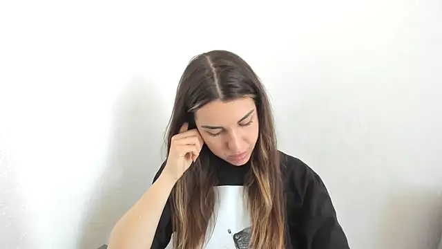 summmmersky1 online show from 03-10-26, 11:36