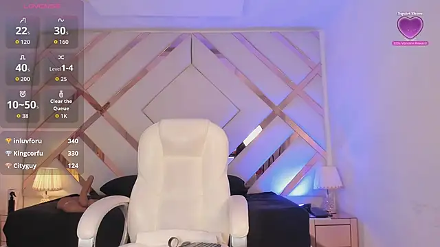 Noa butterfly  online show from 03-23-26, 11:32