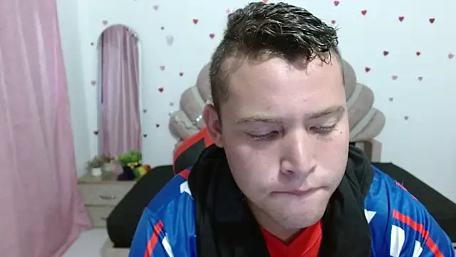 Snapshot of sven_fox723 chatting on 05-17-26, 01:11 sven fox723 online show from 05-17-26, 01:11