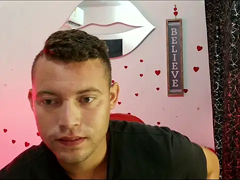 Snapshot of sven_fox723 chatting on 05-11-26, 01:01 sven fox723 online show from 05-11-26, 01:01