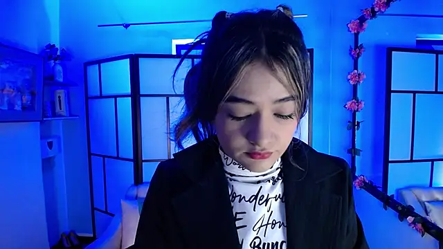 Snapshot of Catalina_soul chatting on 06-15-26, 03:12 Catalina soul online show from 06-15-26, 03:12