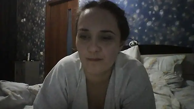 Alisa07qw online show from 04-13-26, 02:21