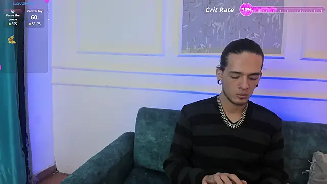 Snapshot of Skinny_Mac chatting on 06-18-26, 01:27 Skinny Mac online show from 06-18-26, 01:27