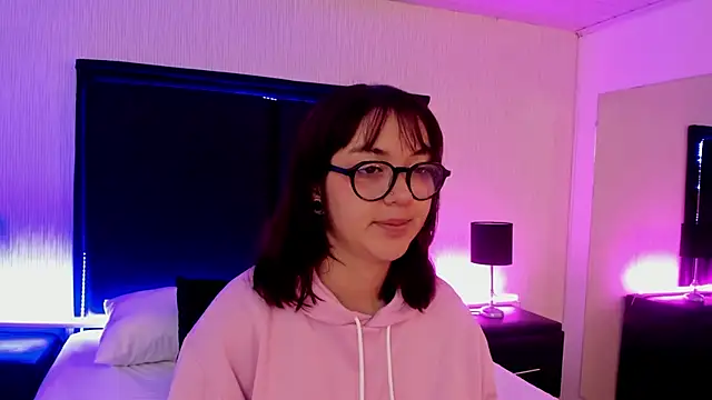 LilithBluum online show from 04-18-26, 11:23