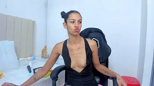 Abril Castroo online show from 05-12-26, 12:11