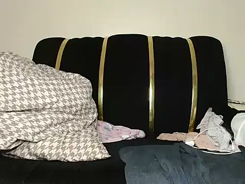Sexxybella  online show from 05-15-26, 02:26