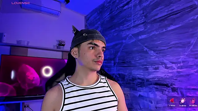 NicoKinggs  online show from 04-05-26, 01:51