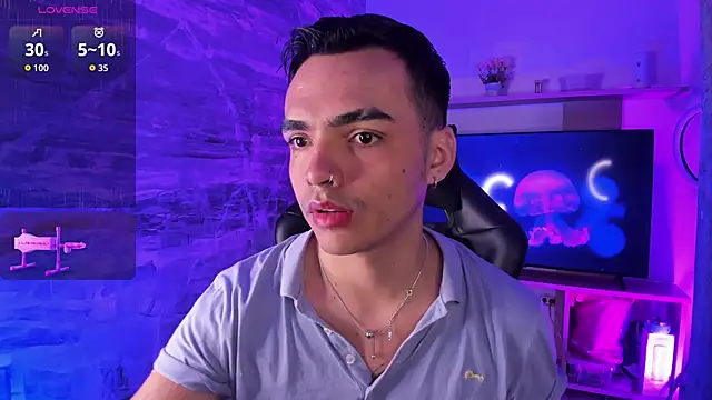 NicoKinggs  online show from 03-25-26, 01:10