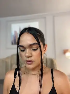 Bella-Ferrer online show from 04-21-26, 06:36