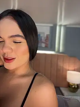 Bella-Ferrer online show from 04-10-26, 06:26