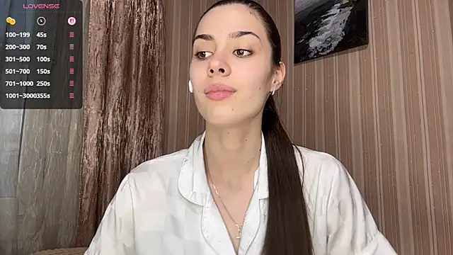 AylaLust online show from 04-25-26, 01:41