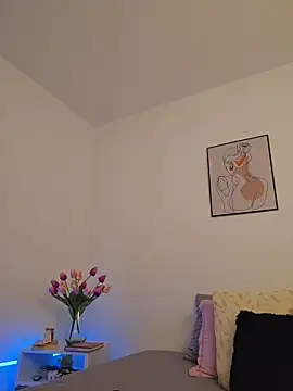 Victoria Evanss online show from 04-06-26, 08:43