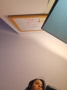 Victoria Evanss online show from 04-13-26, 09:52