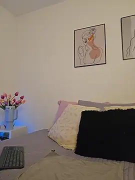 Victoria Evanss online show from 04-20-26, 10:11