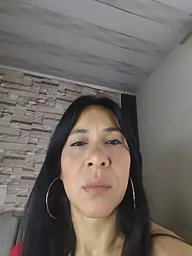Snapshot of Camillemonroe_ chatting on 06-16-26, 12:27 Camillemonroe online show from 06-16-26, 12:27