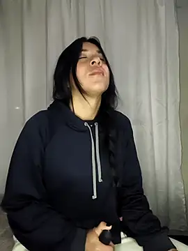 Camillemonroe  online show from 04-18-26, 08:05