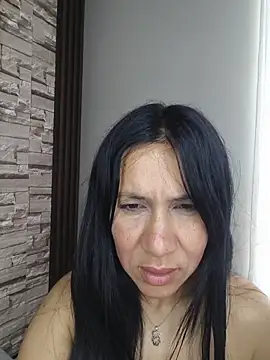 Snapshot of Camillemonroe_ chatting on 07-28-26, 03:21 Camillemonroe online show from 07-28-26, 03:21